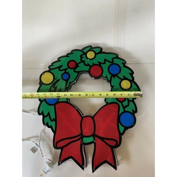 VTG 18" 35 Light Wreath Window Wall Sculpture - Picture 7 of 8